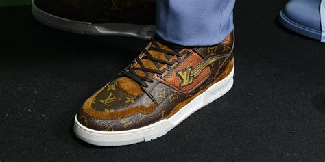 scarpe louis vuitton uomo viola|louis vuitton sneakers for men.